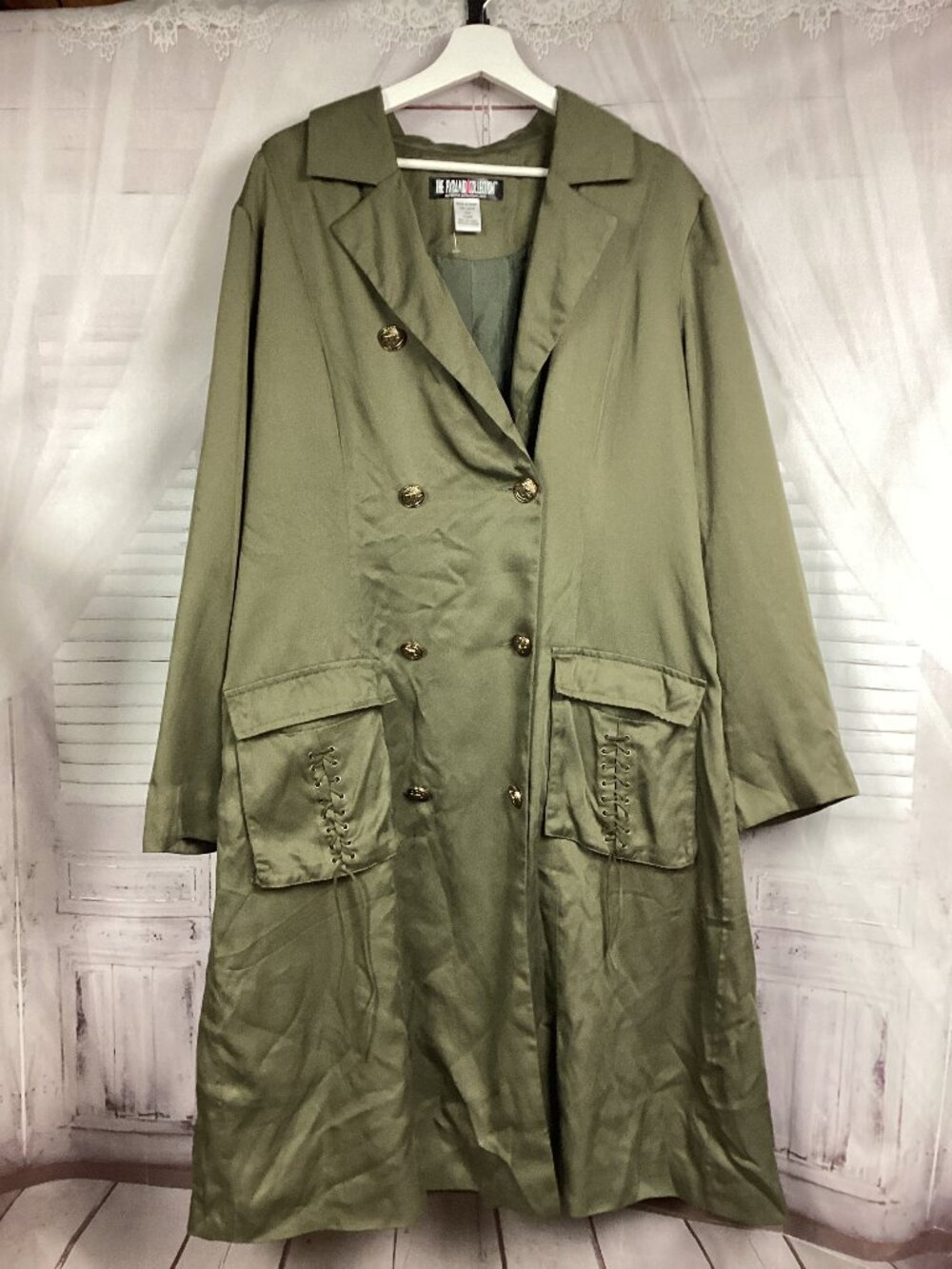 The Pyramid Collection Green Trench Coat XL